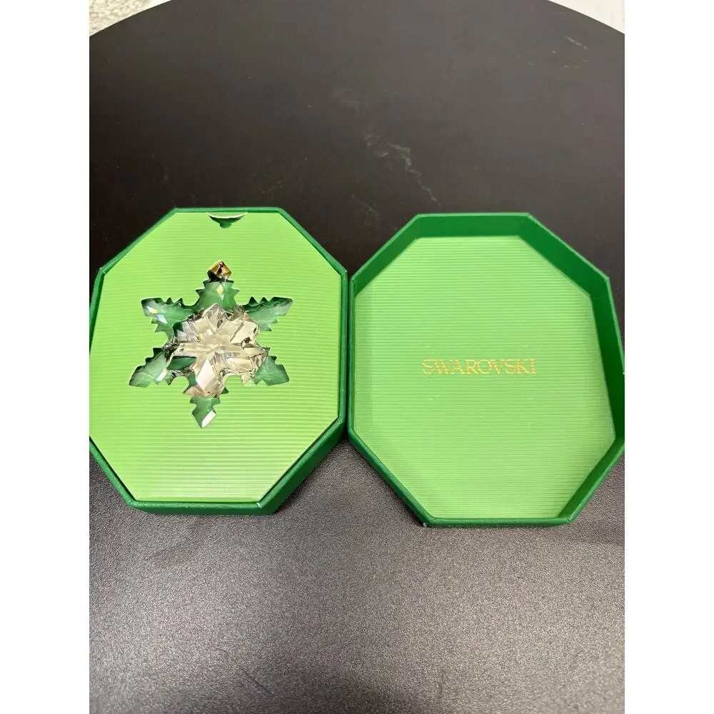 Swarovski 2024 Annual Edition Little Snowflake Ornament - New in Box